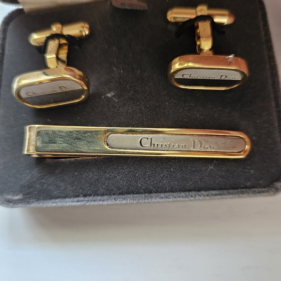 Dior Vintage Cufflink & Tie clip set - Picture 5 of 5